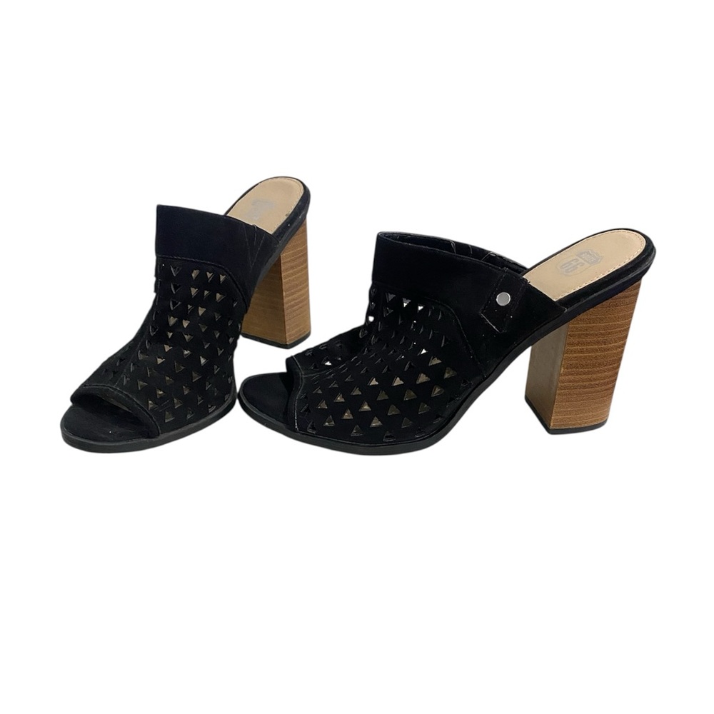 Route 66 Womans Black Mules with Wooden Heel Size 8